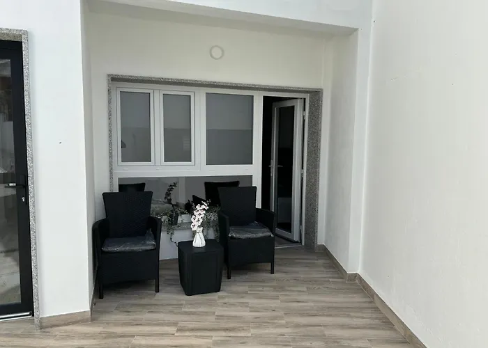 Apartament Turisticos Demar